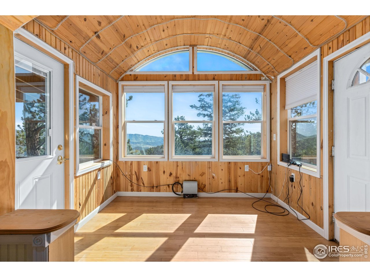 986 Easton Road Lyons, CO 80540 - Photo 3 of 39 Gallery Image 3