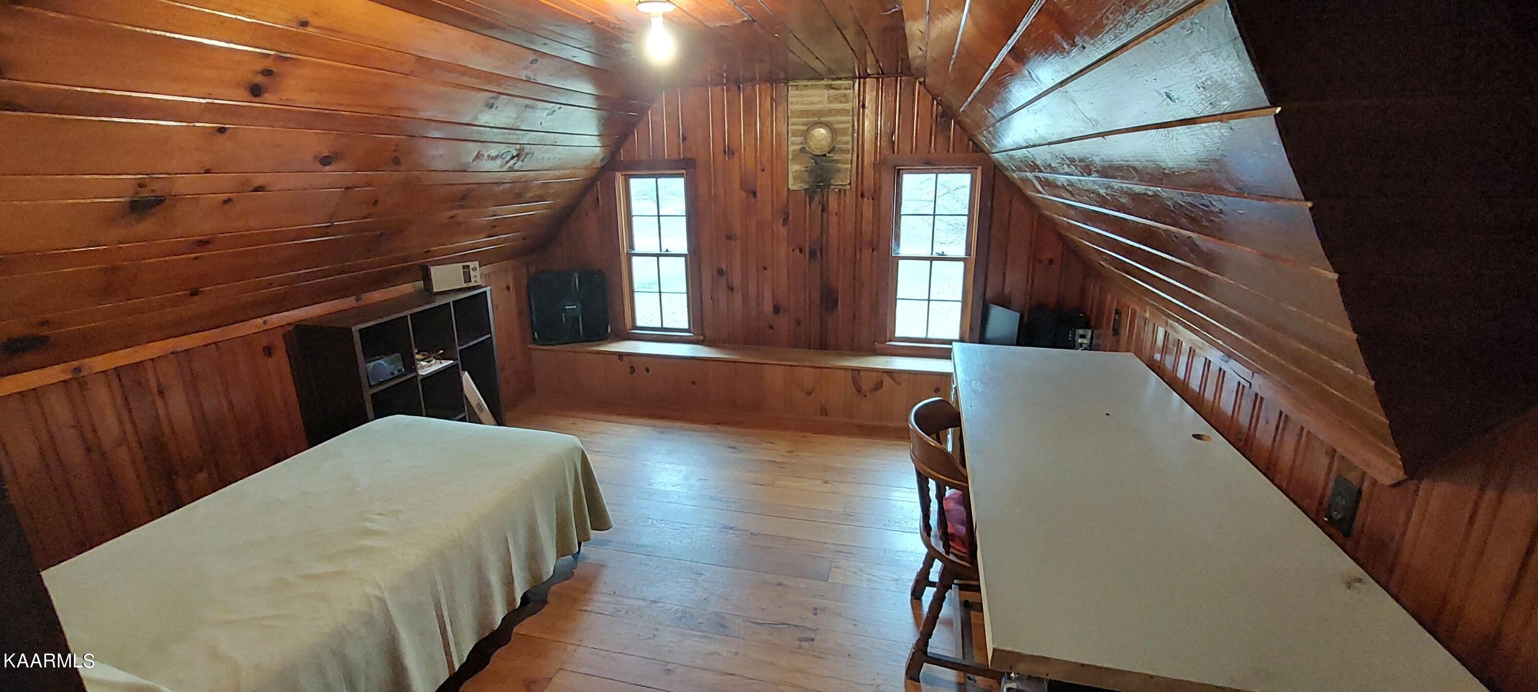 132 Short Sawmill Road Crossville, TN 38555 - Photo 18 of 23 20230109_085853
