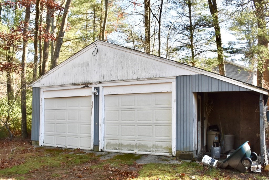 597 Delano Road Marion, MA 02738 - Photo 3 of 14 a view of a backyard