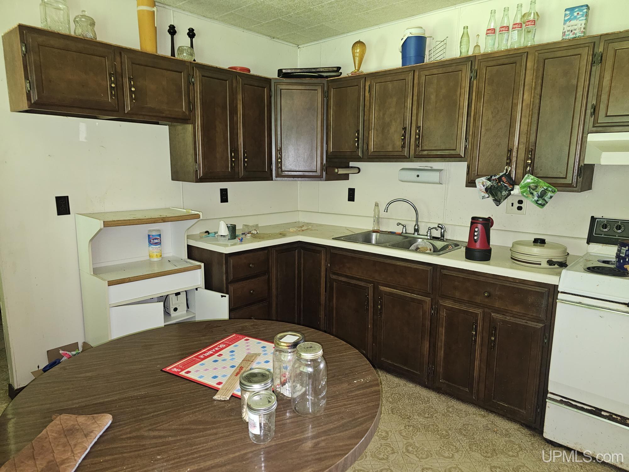 1806W Barker Road Gulliver, MI 49840 - Photo 12 of 22 Gallery Image 12