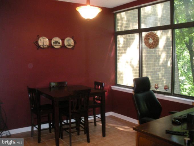 2108 Green Watch Way, Unit 11/200 Reston, VA 20191 - Photo 30 of 30 Dining Room
