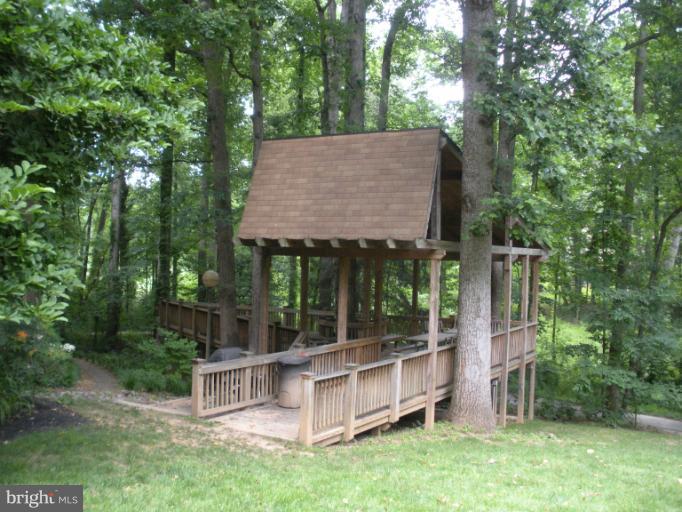2108 Green Watch Way, Unit 11/200 Reston, VA 20191 - Photo 6 of 30 Community Gazebo with grills
