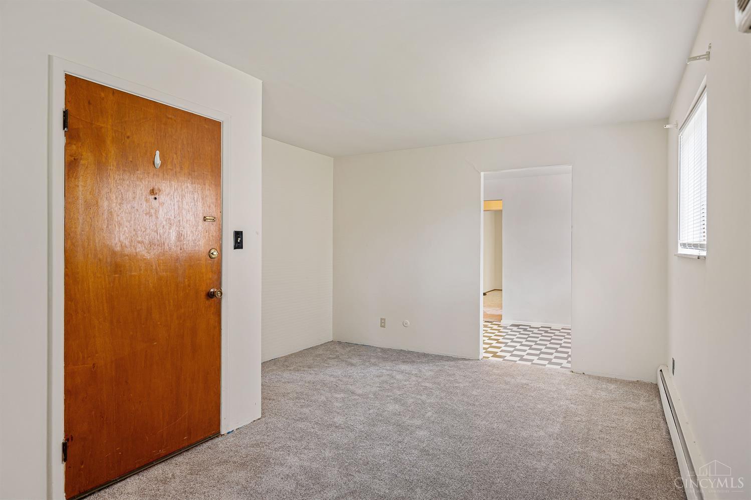 2956 Ferguson Road Cincinnati, OH 45238 - Photo 5 of 27 Gallery Image 5