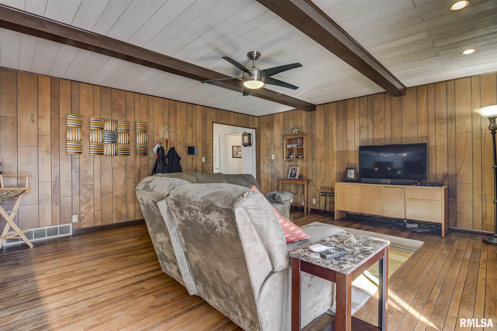 2506 Plateau Drive Springfield, IL 62707 - Photo 12 of 41 Gallery Image 12