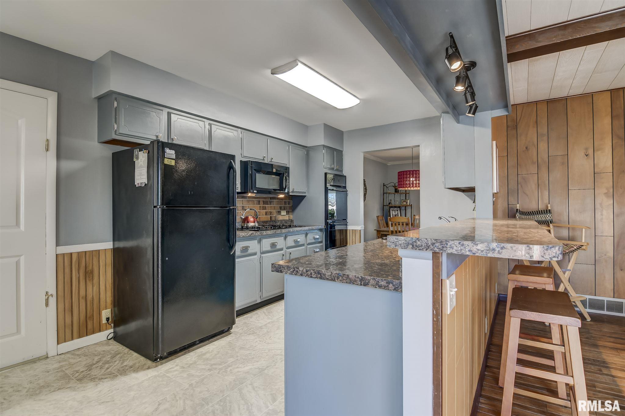2506 Plateau Drive Springfield, IL 62707 - Photo 17 of 41 Gallery Image 17