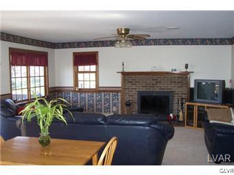 2558 Spring Street Coplay, PA 18037 - Photo 3 of 13 Gallery Image 3