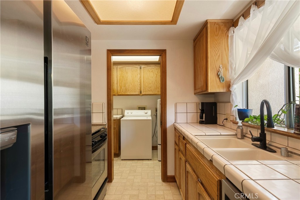 19954 Tinne Road Apple Valley, CA 92307 - Photo 46 of 54