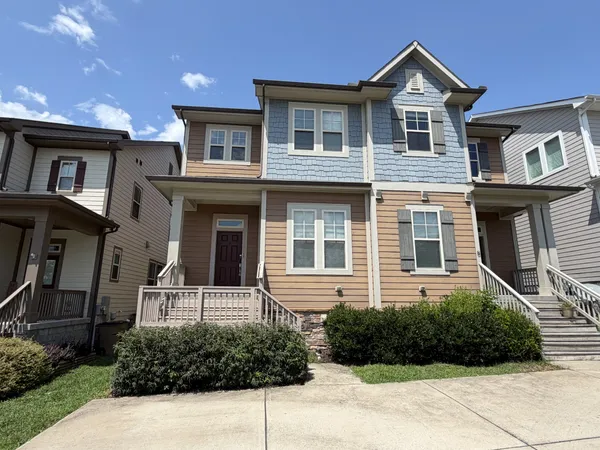 $2,995 | 1415 A Otay Street, Nashville, TN 37216