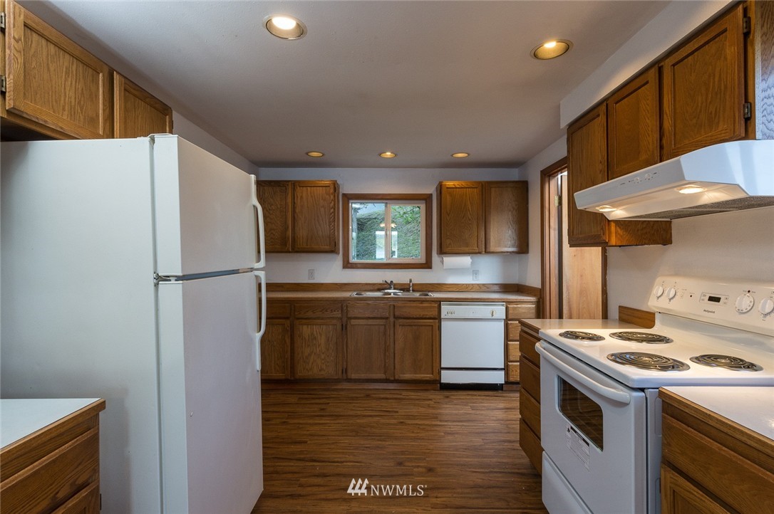 26324 Pillsbury Road Southwest Vashon, WA 98070 - Photo 14 of 19 Gallery Image 14