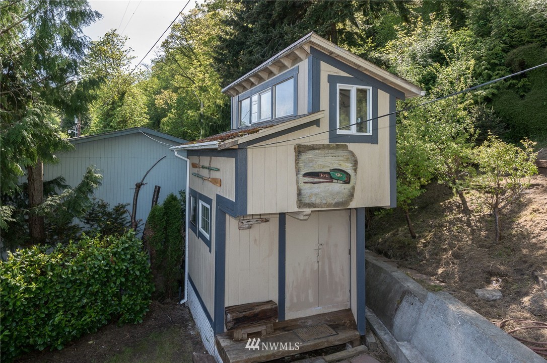 26324 Pillsbury Road Southwest Vashon, WA 98070 - Photo 19 of 19 Gallery Image 19