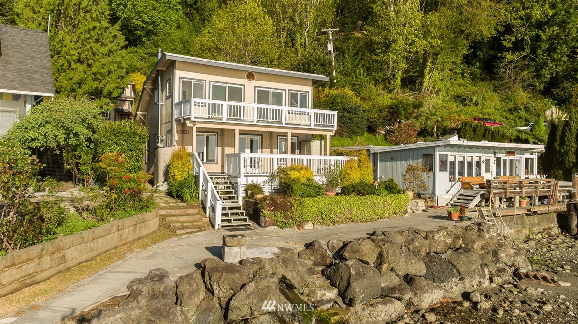 26324 Pillsbury Road Southwest Vashon, WA 98070 - Photo 4 of 19 Gallery Image 4