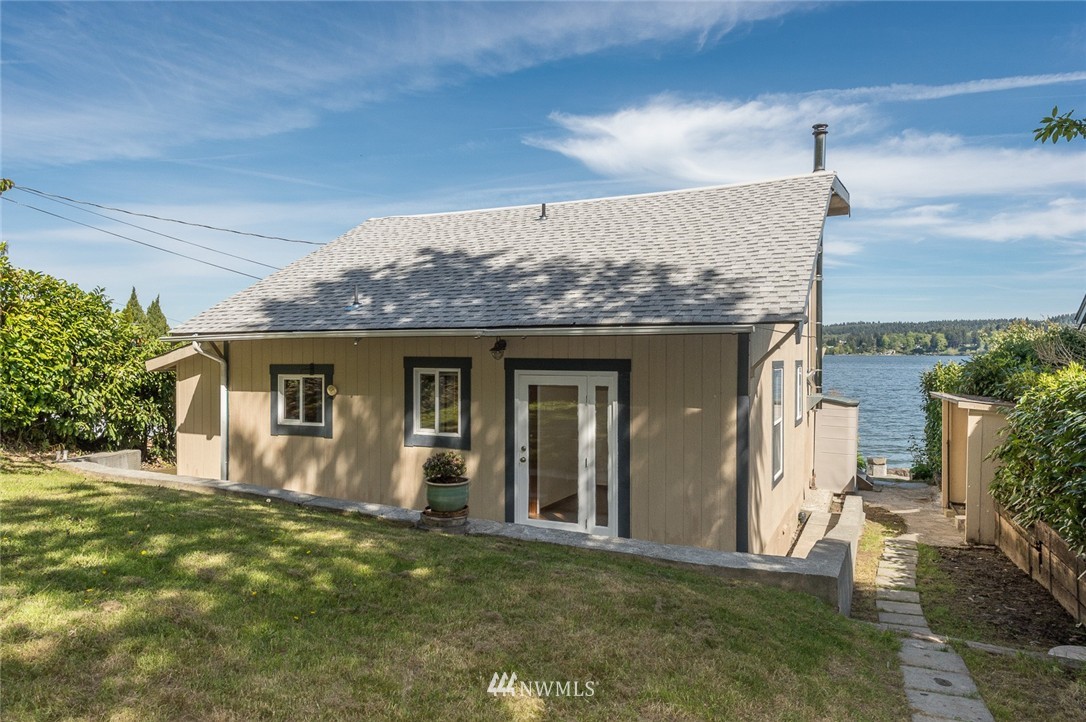 26324 Pillsbury Road Southwest Vashon, WA 98070 - Photo 7 of 19 Gallery Image 7
