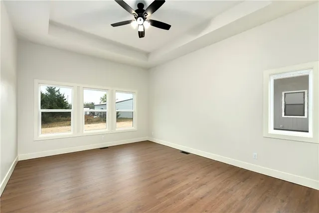 $499,500 | 153 South Linn Valley Drive, Linn Valley, KS 66040