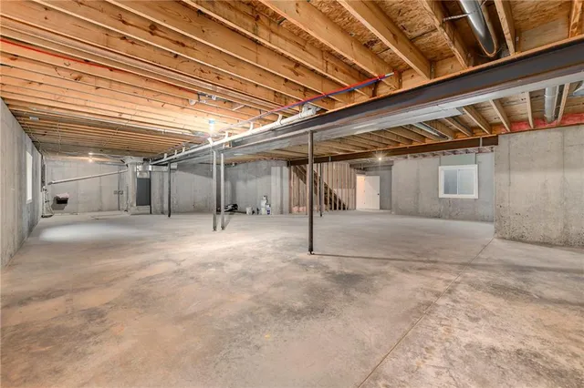 $499,500 | 153 South Linn Valley Drive, Linn Valley, KS 66040