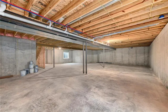 $499,500 | 153 South Linn Valley Drive, Linn Valley, KS 66040