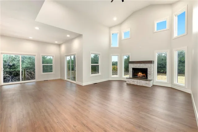 $499,500 | 153 South Linn Valley Drive, Linn Valley, KS 66040