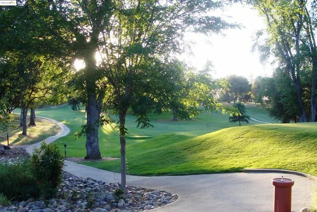 $399,900 | 19621 Cottonwood Street, Groveland, CA 95321