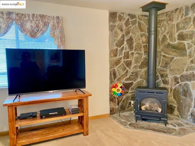 $399,900 | 19621 Cottonwood Street, Groveland, CA 95321