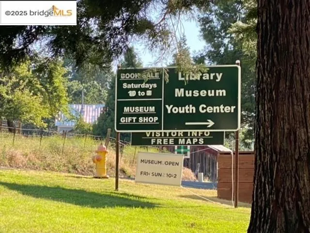 $399,900 | 19621 Cottonwood Street, Groveland, CA 95321