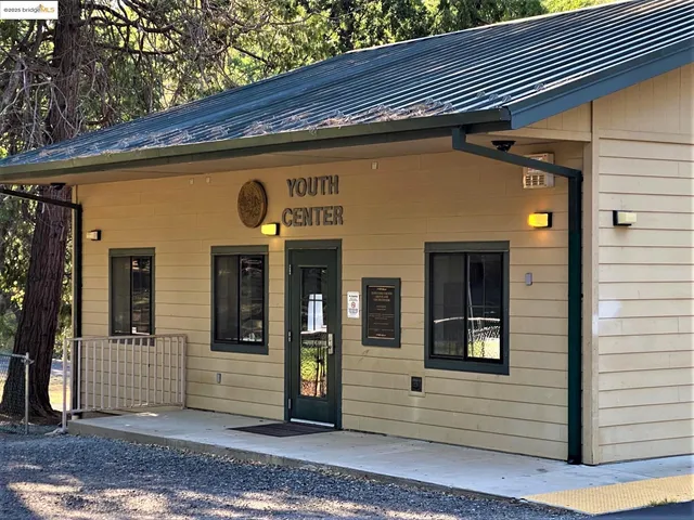 $399,900 | 19621 Cottonwood Street, Groveland, CA 95321