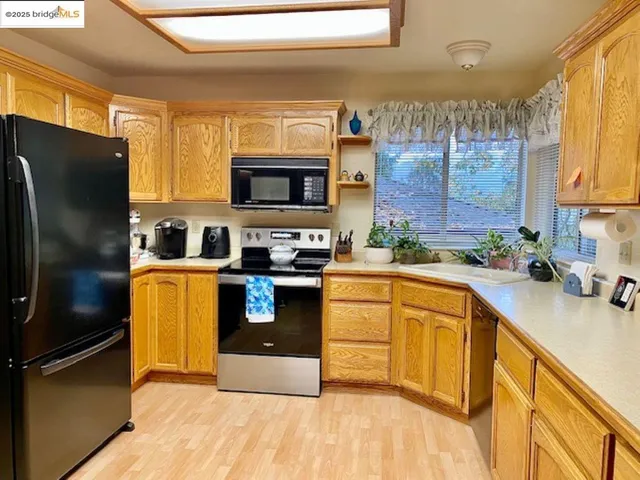 $399,900 | 19621 Cottonwood Street, Groveland, CA 95321