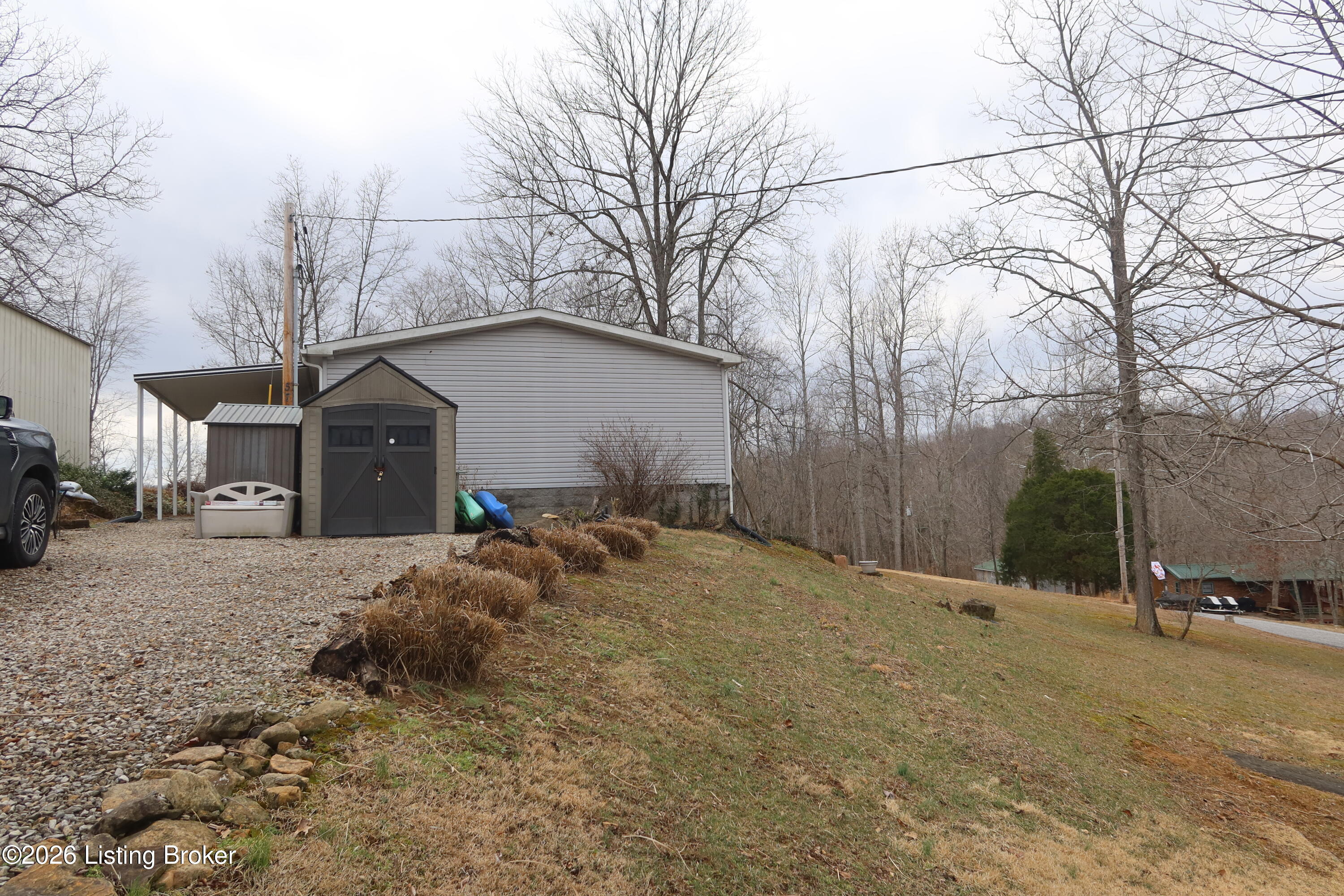 574 Old Fat Bruce Road Falls Of Rough, KY 40119 - Photo 38 of 40 2026-03-03 02.37.20