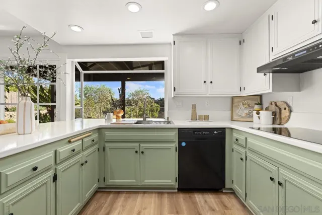 $1,599,000 | 3605 Syracuse Avenue, San Diego, CA 92122