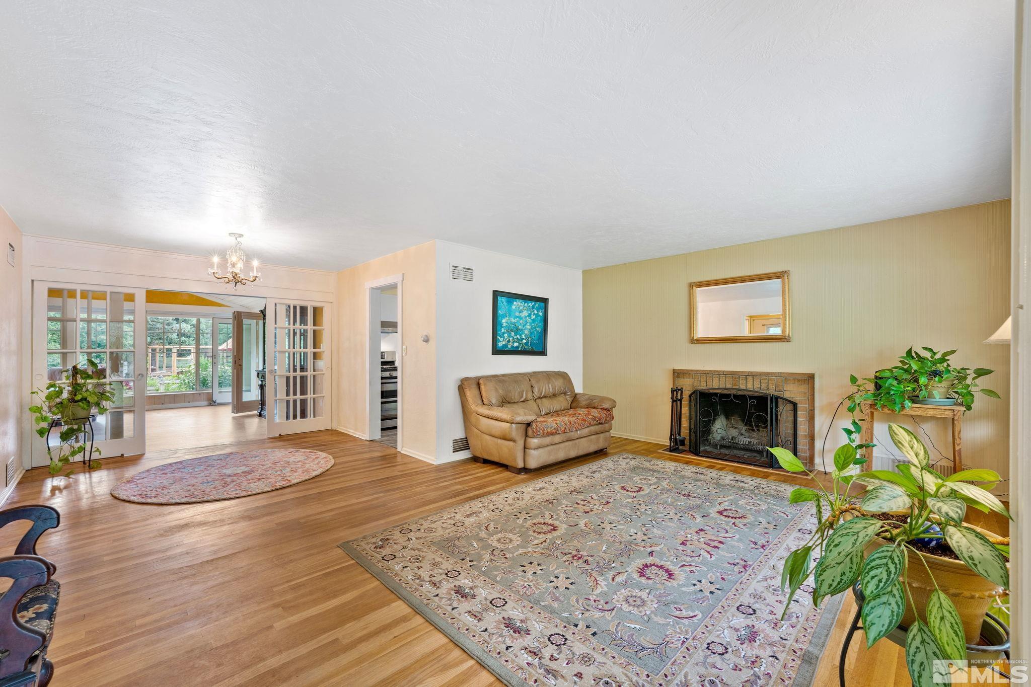 1820 Daniel Webster Drive Reno, NV 89509 - Photo 5 of 32 Photo 5