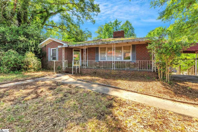 $244,900 | 104 East Butler Road, Mauldin, SC 29662