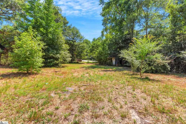 $244,900 | 104 East Butler Road, Mauldin, SC 29662