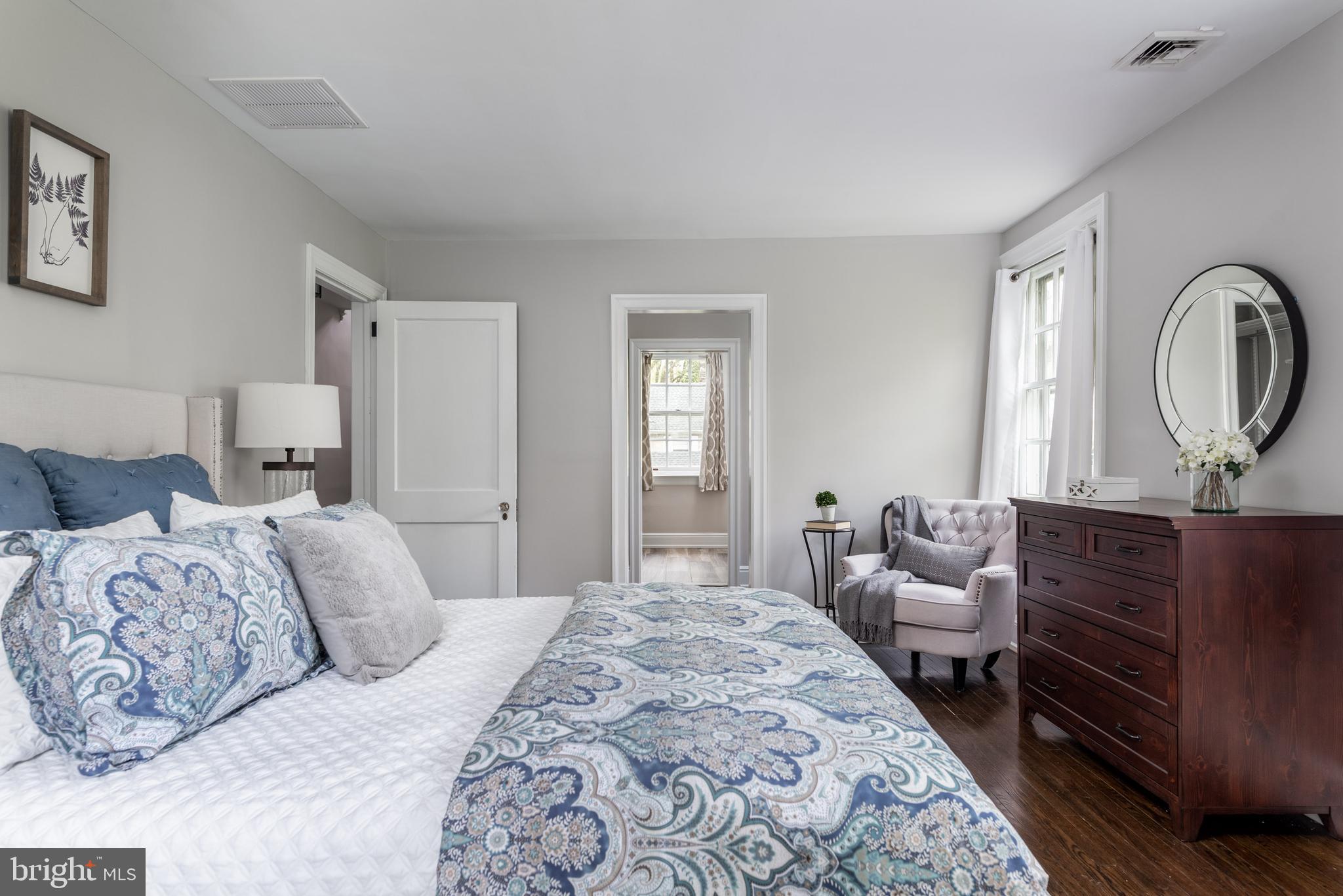 12 Forest Road Wayne, PA 19087 - Photo 20 of 38 Main Bedroom.