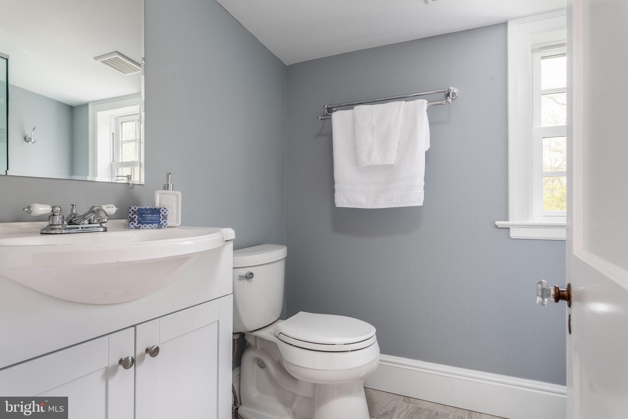 12 Forest Road Wayne, PA 19087 - Photo 34 of 38 Third Floor Hall Bathroom.