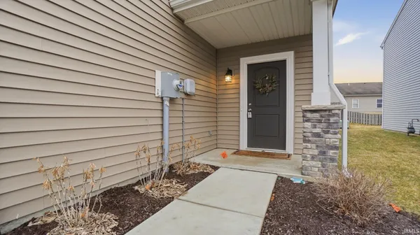 $263,000 | 3597 Canal Square Drive, New Haven, IN 46774