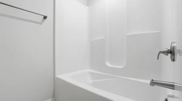 $263,000 | 3597 Canal Square Drive, New Haven, IN 46774