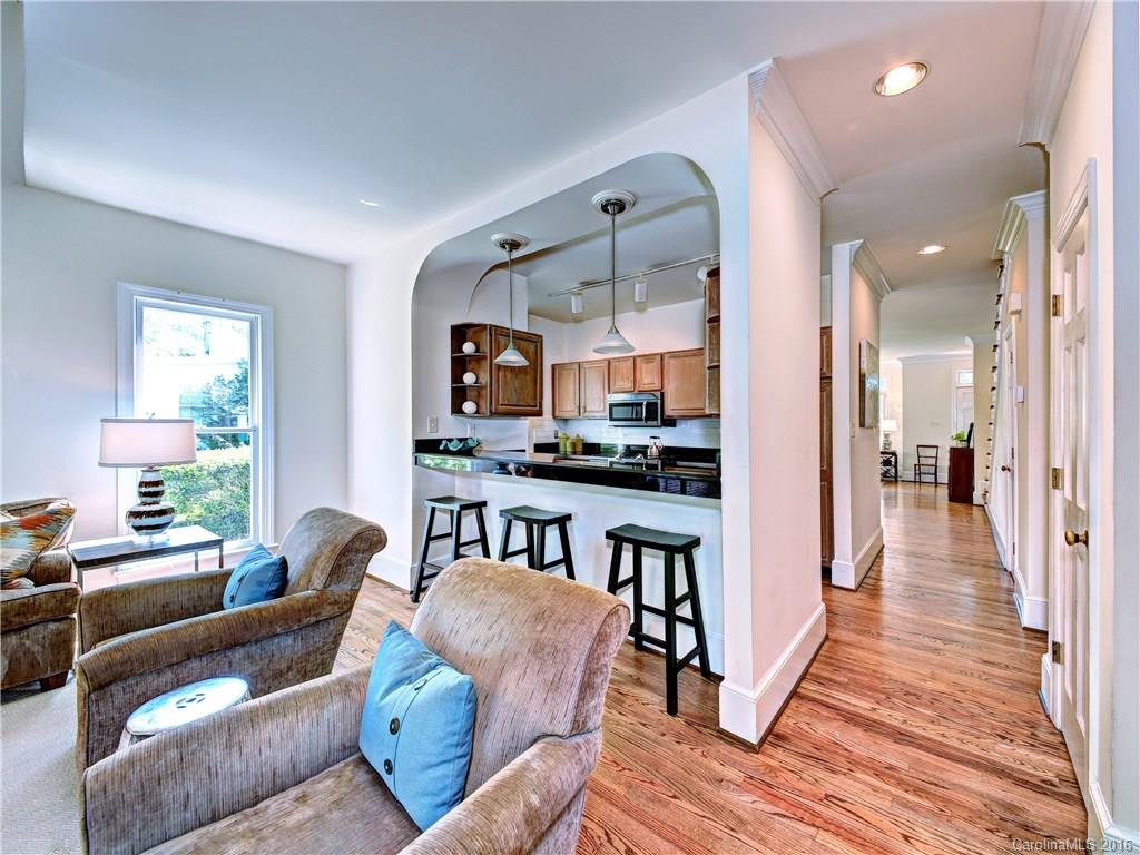 968 Bromley Road, Unit C Charlotte, NC 28207 - Photo 11 of 24 Gallery Image 11