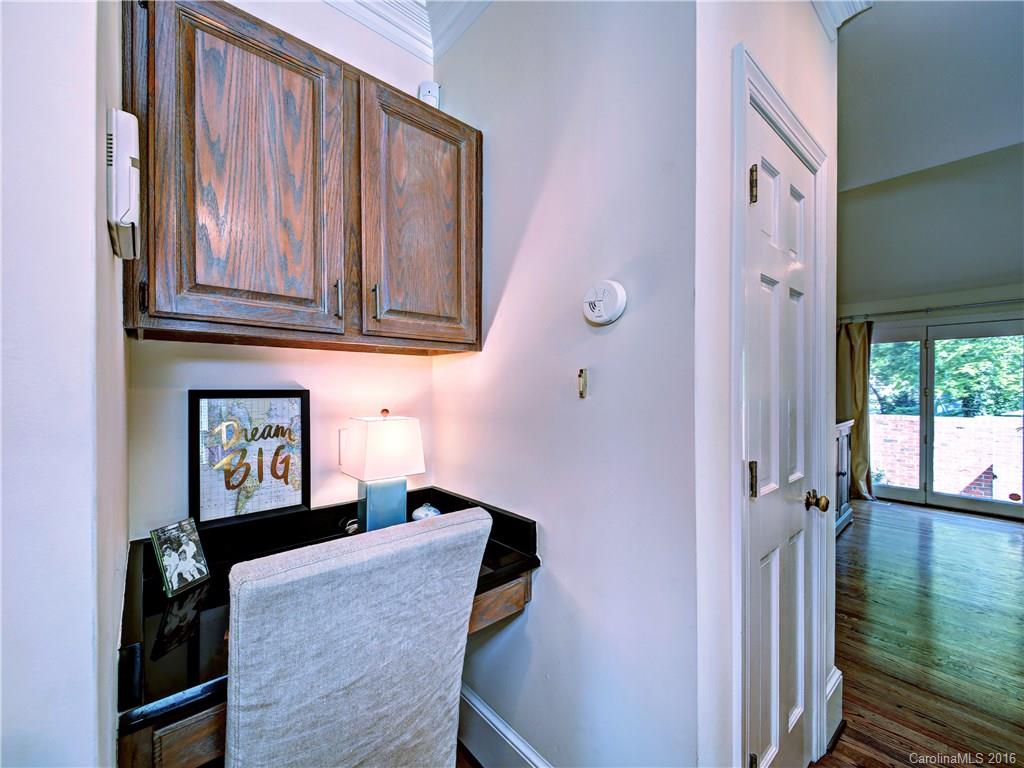 968 Bromley Road, Unit C Charlotte, NC 28207 - Photo 10 of 24 Gallery Image 10