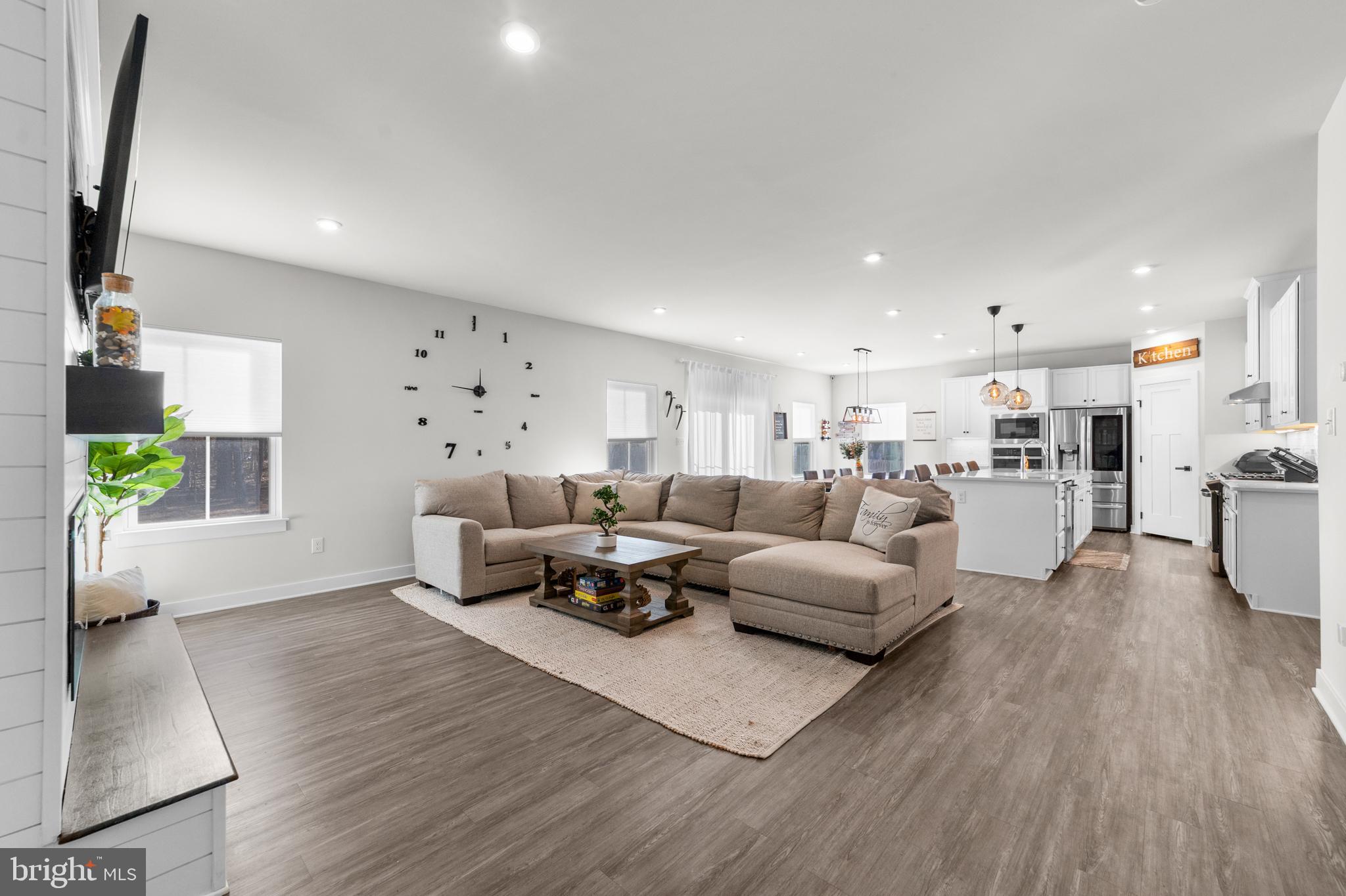 19 Grande Boulevard Tabernacle, NJ 08088 - Photo 5 of 40