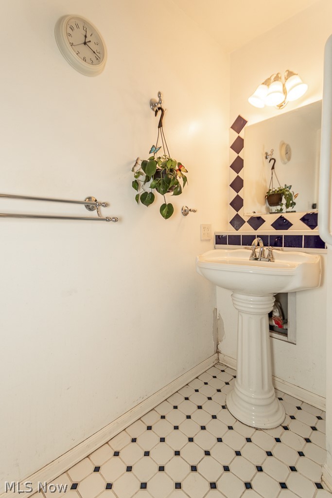 4942 Marigold Road Mentor, OH 44060 - Photo 23 of 33 Gallery Image 23