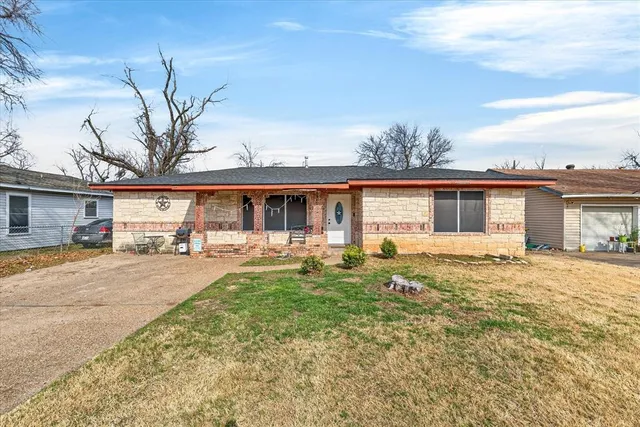 $180,000 | 1115 Fisher Street, Bellmead, TX 76705