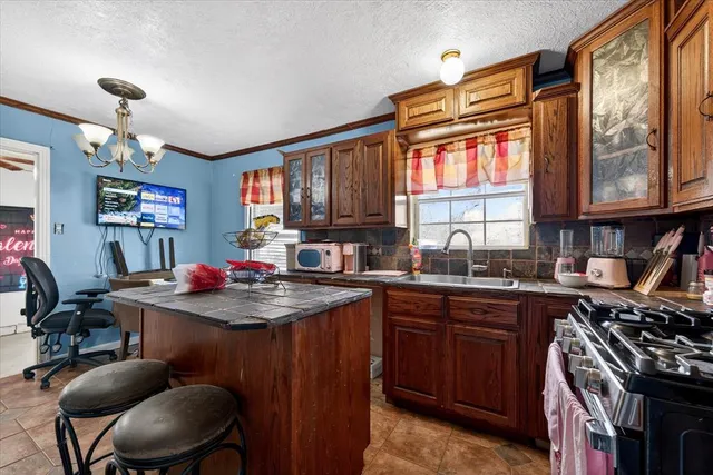 $180,000 | 1115 Fisher Street, Bellmead, TX 76705