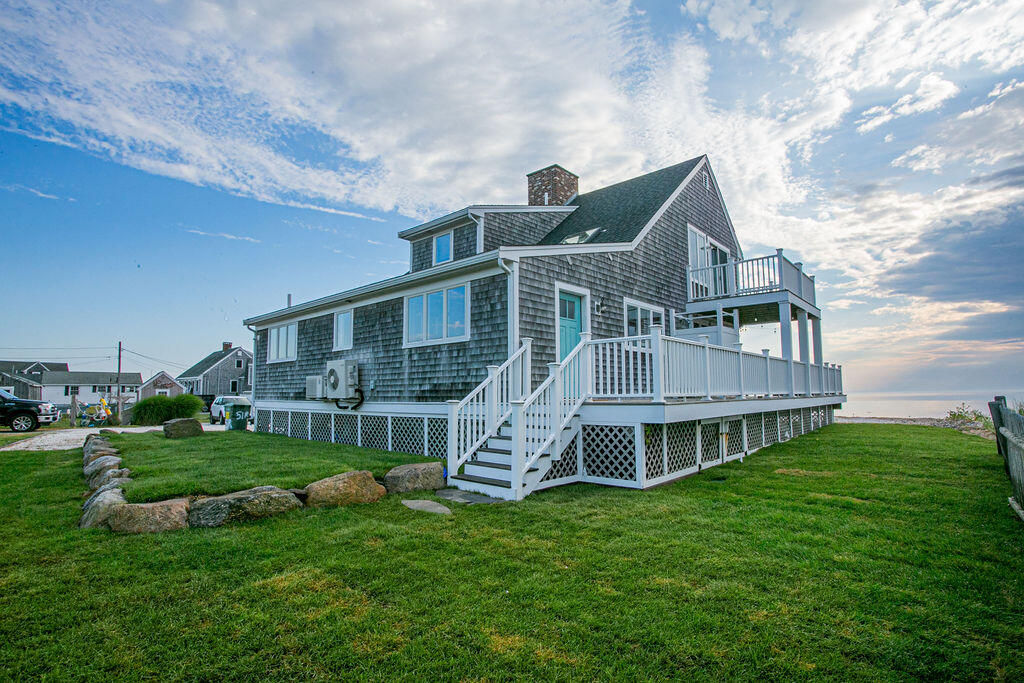 51 R Freeman Avenue Sandwich, MA 02563 - Photo 4 of 54 _MG_8140-HDR