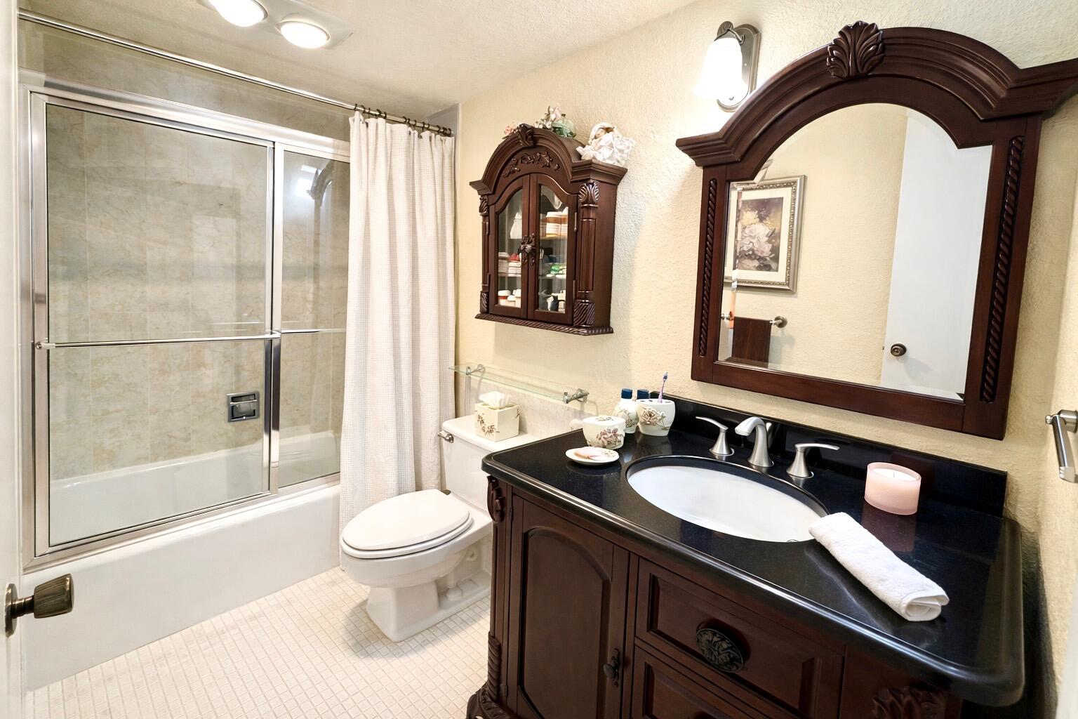 2121 North Ocean Boulevard, Unit 705E Boca Raton, FL 33431 - Photo 4 of 6 C752DFB7-E0E9-4AC5-AE32-E3A5FEDD3761