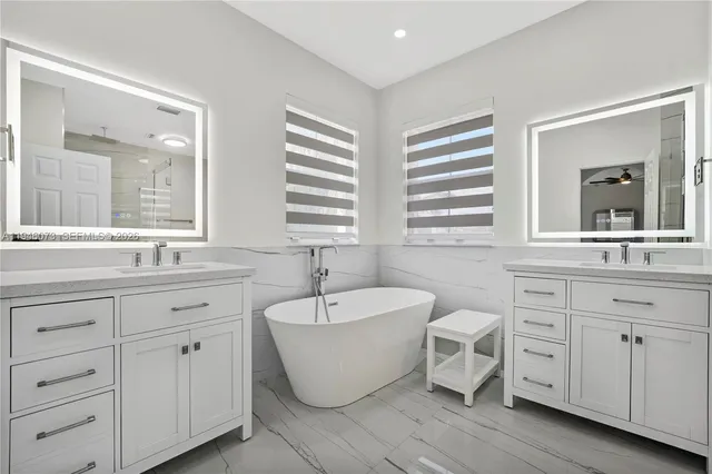 $1,495,000 | 15632 Northwest 79th Court, Miami Lakes, FL 33016