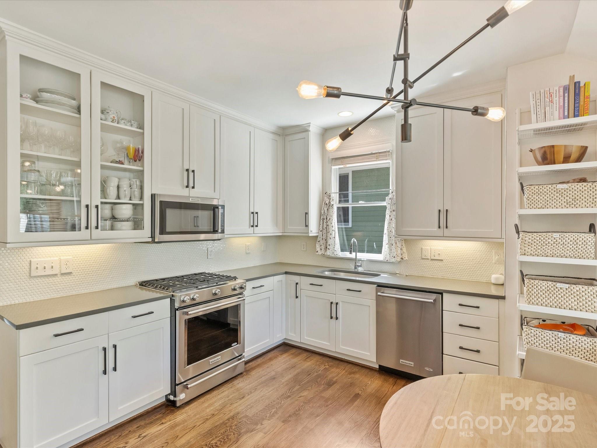 2121 Club Road Charlotte, NC 28205 - Photo 14 of 30 Gallery Image 14