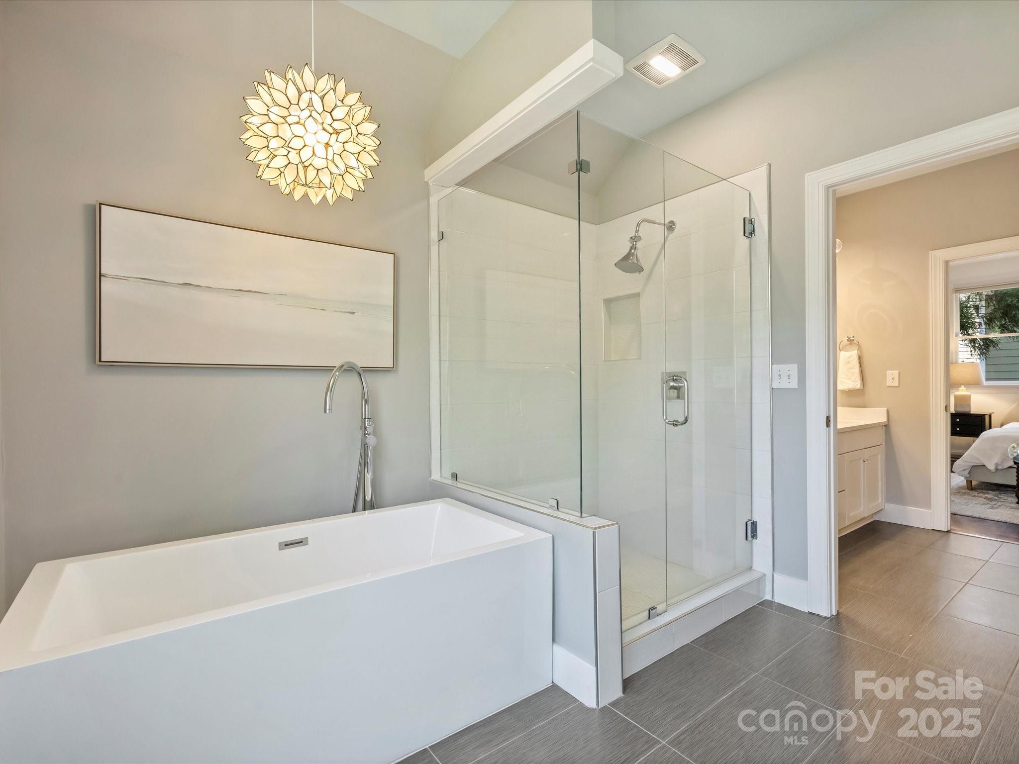 2121 Club Road Charlotte, NC 28205 - Photo 23 of 30 Gallery Image 23