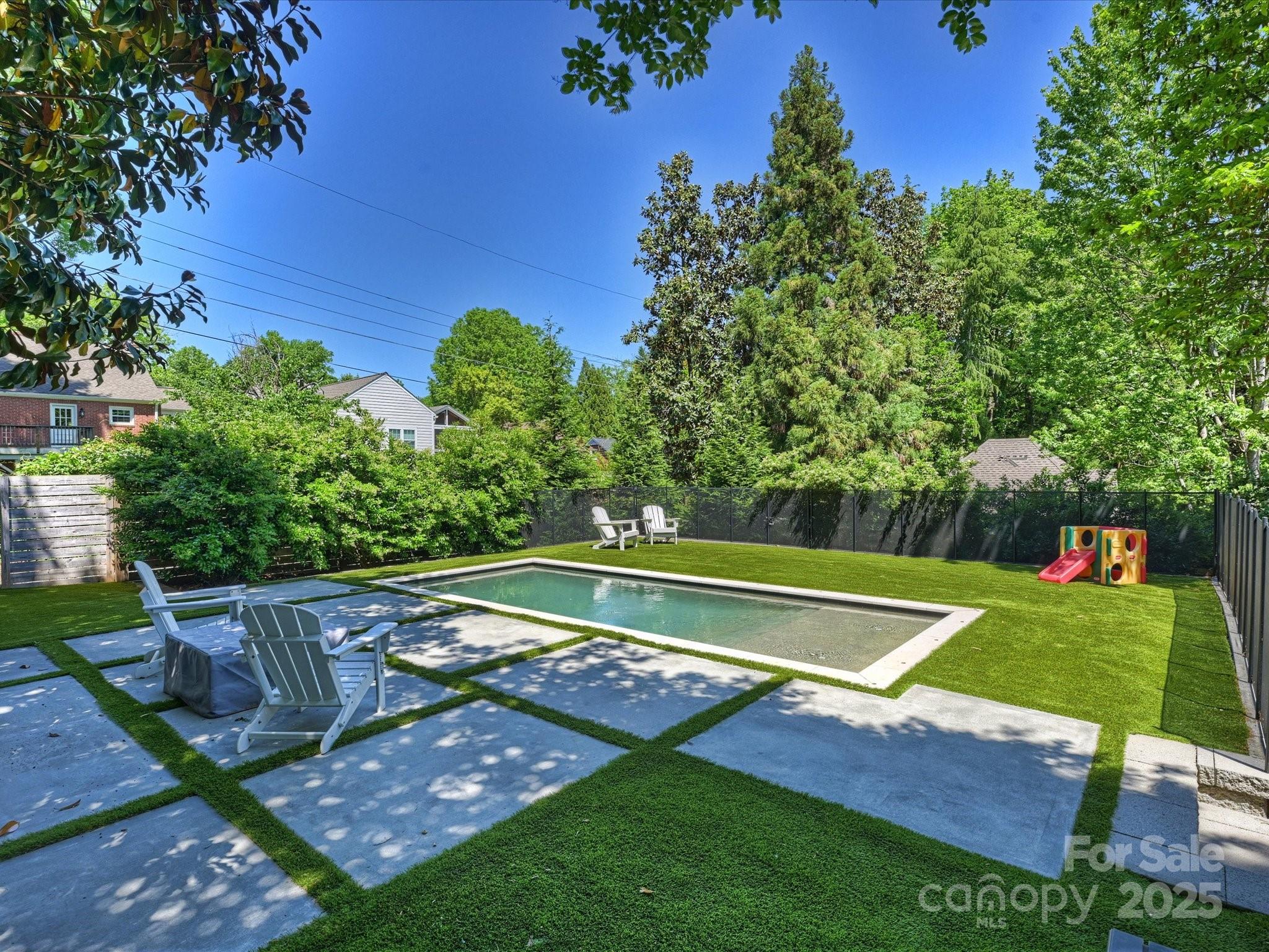 2121 Club Road Charlotte, NC 28205 - Photo 26 of 30 Gallery Image 26