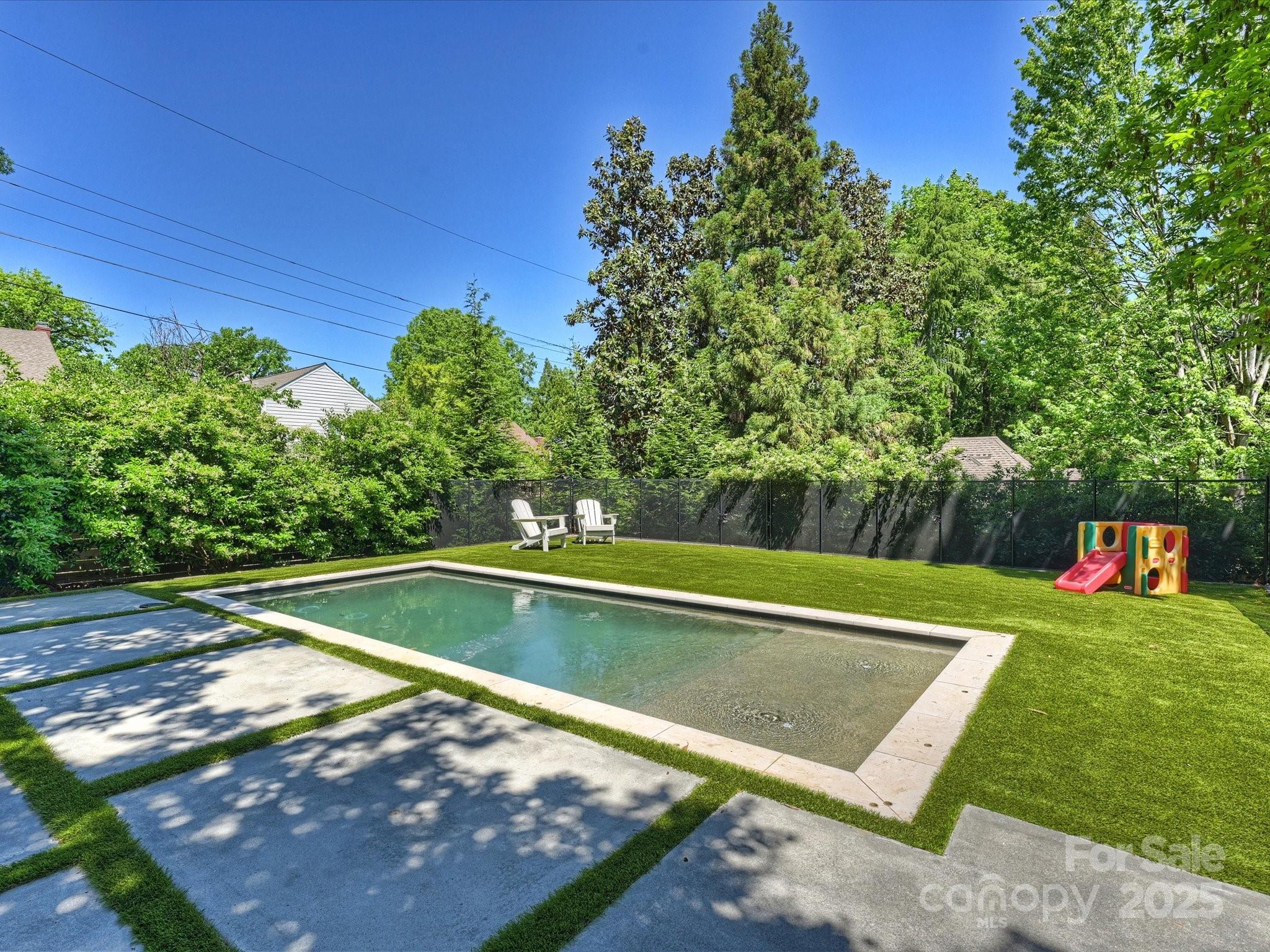 2121 Club Road Charlotte, NC 28205 - Photo 27 of 30 Gallery Image 27