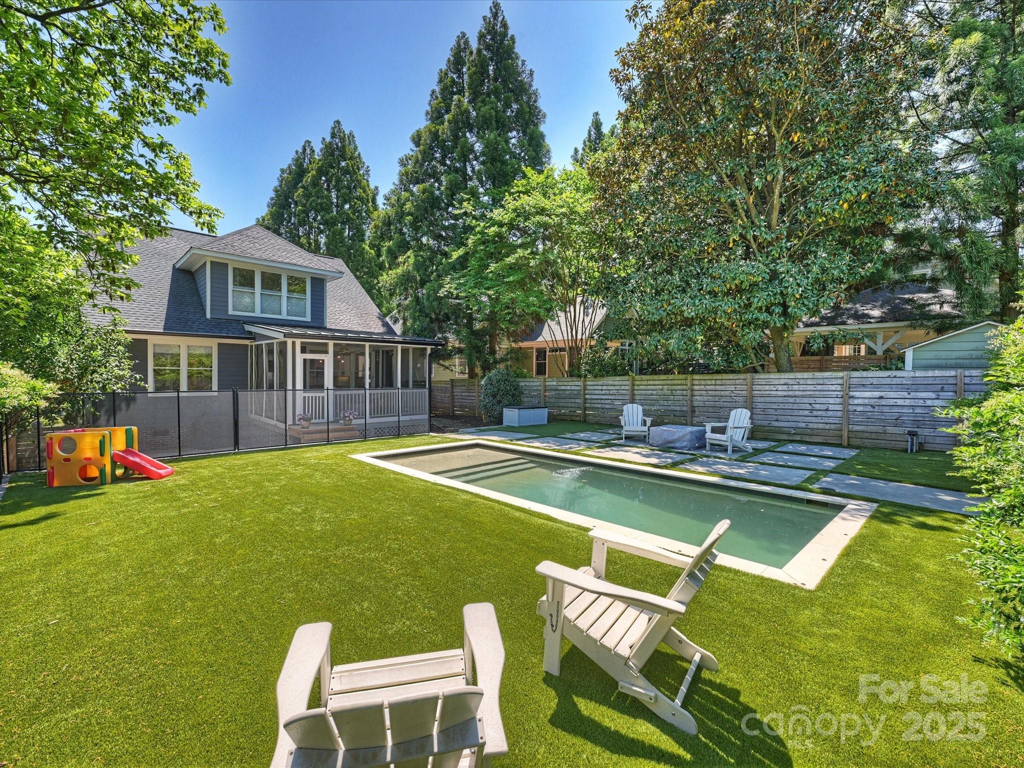 2121 Club Road Charlotte, NC 28205 - Photo 29 of 30 Gallery Image 29