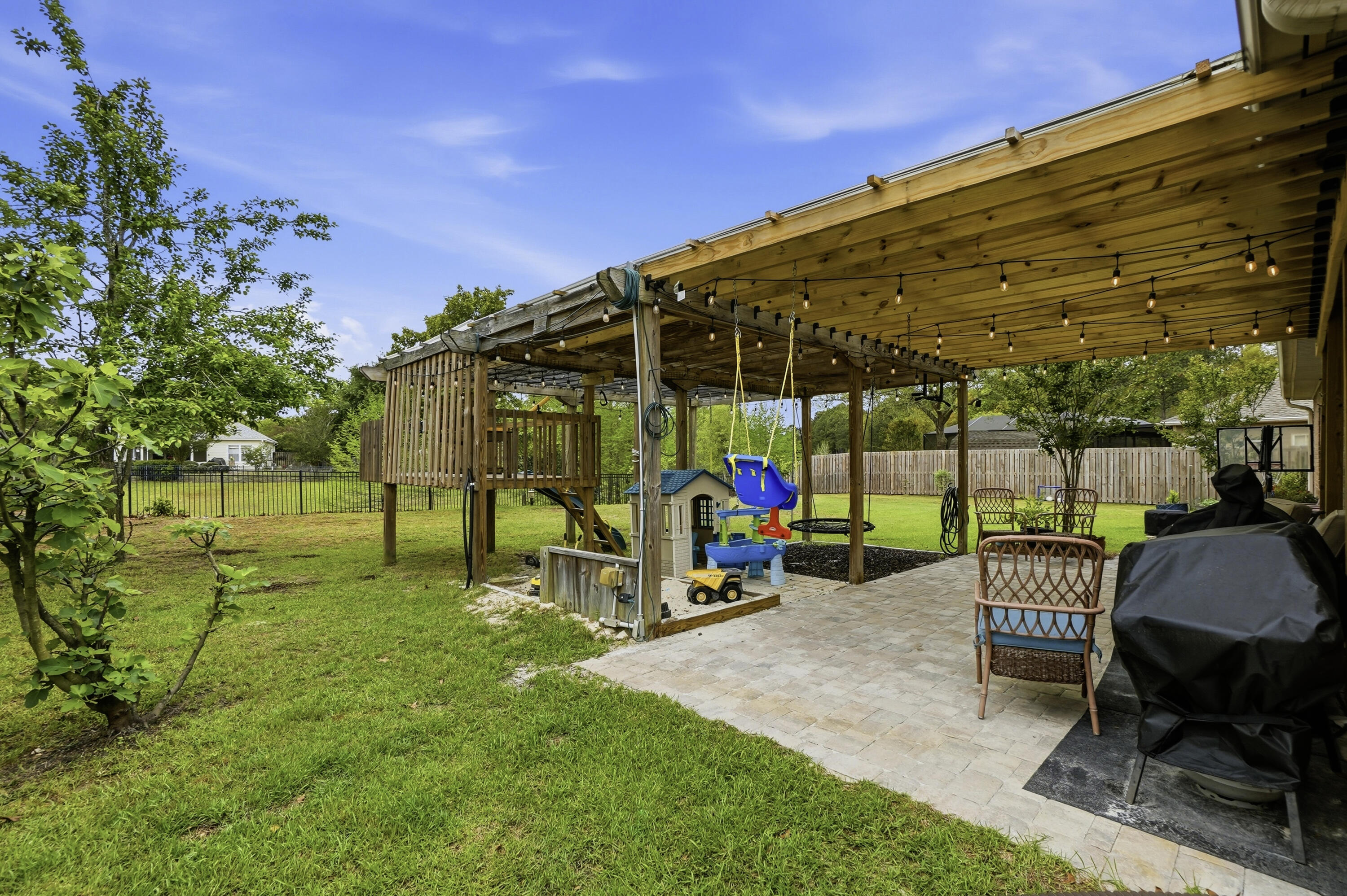52 Mango Lane Freeport, FL 32439 - Photo 35 of 49 037_F8_52_Mango_Ln