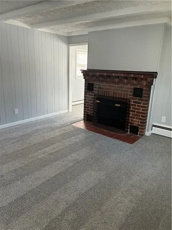 $2,500 | 1014 Victory Highway, North Smithfield, RI 02896